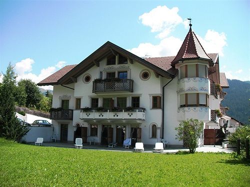 Turmhotel Gschwendt Planca di Sopra Exterior foto
